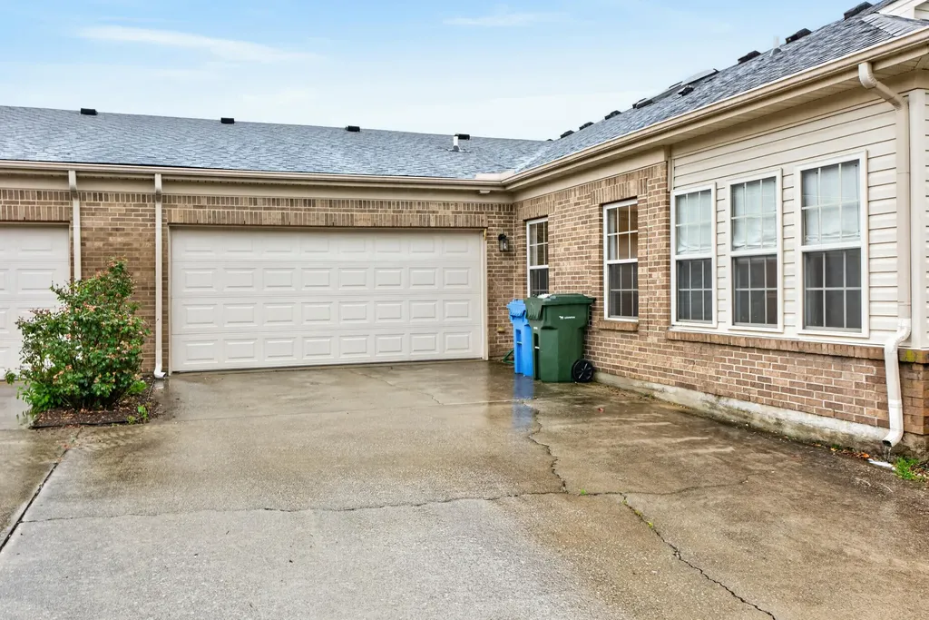 569 Goldon Trophy Trail Lexington KY 40514