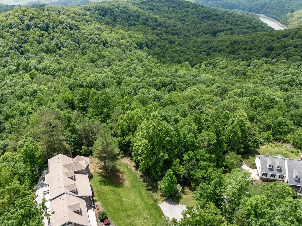 0 W Majestic Drive Burnside KY 42519