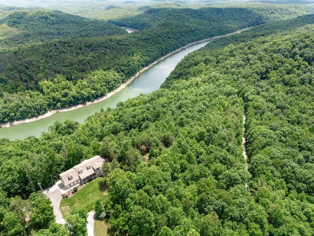 0 W Majestic Drive Burnside KY 42519