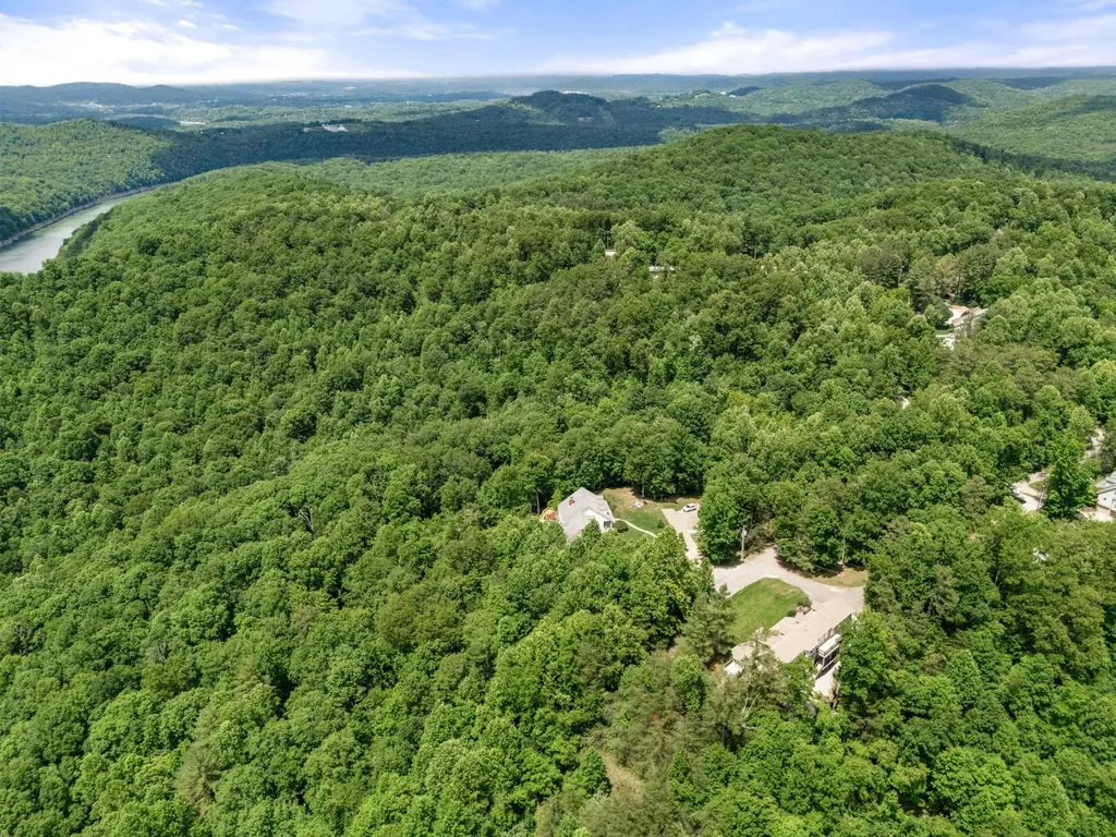 0 W Majestic Drive Burnside KY 42519