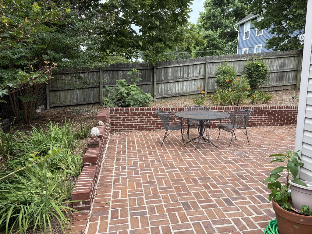 4 Tanner Court Frankfort KY 40601