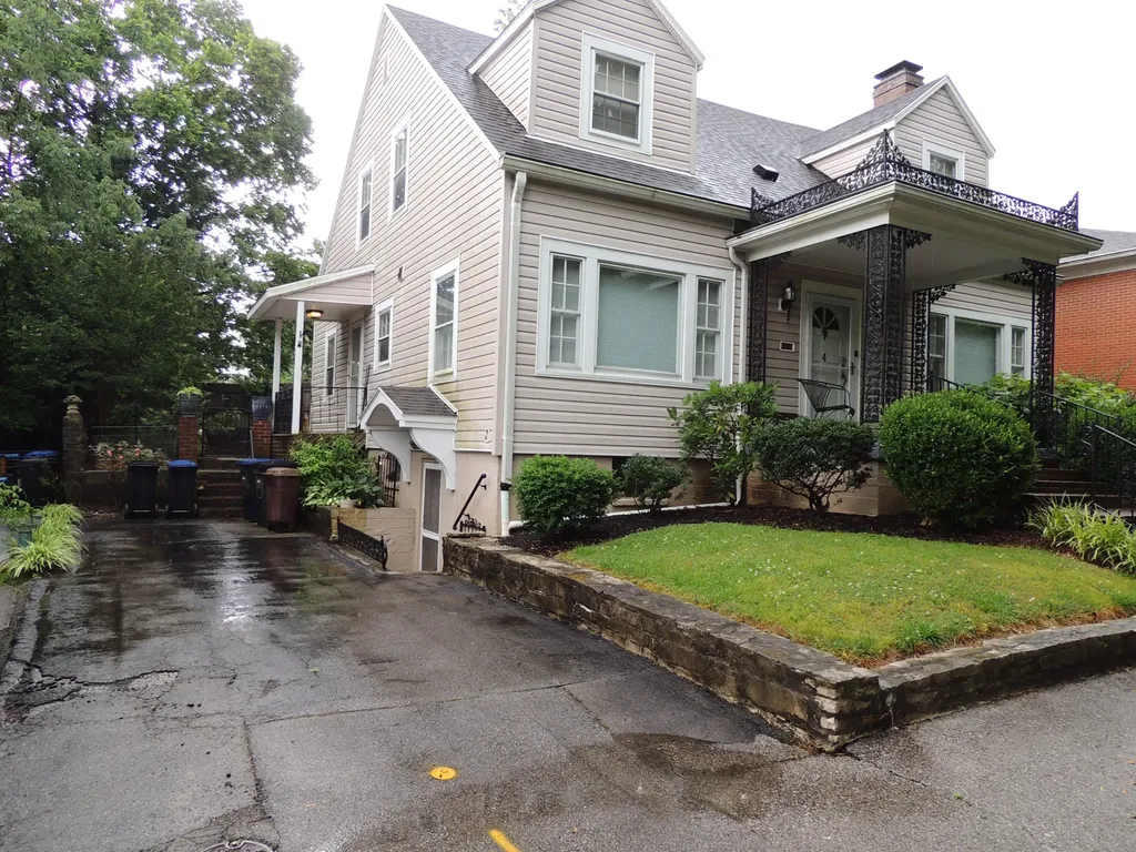 4 Tanner Court Frankfort KY 40601