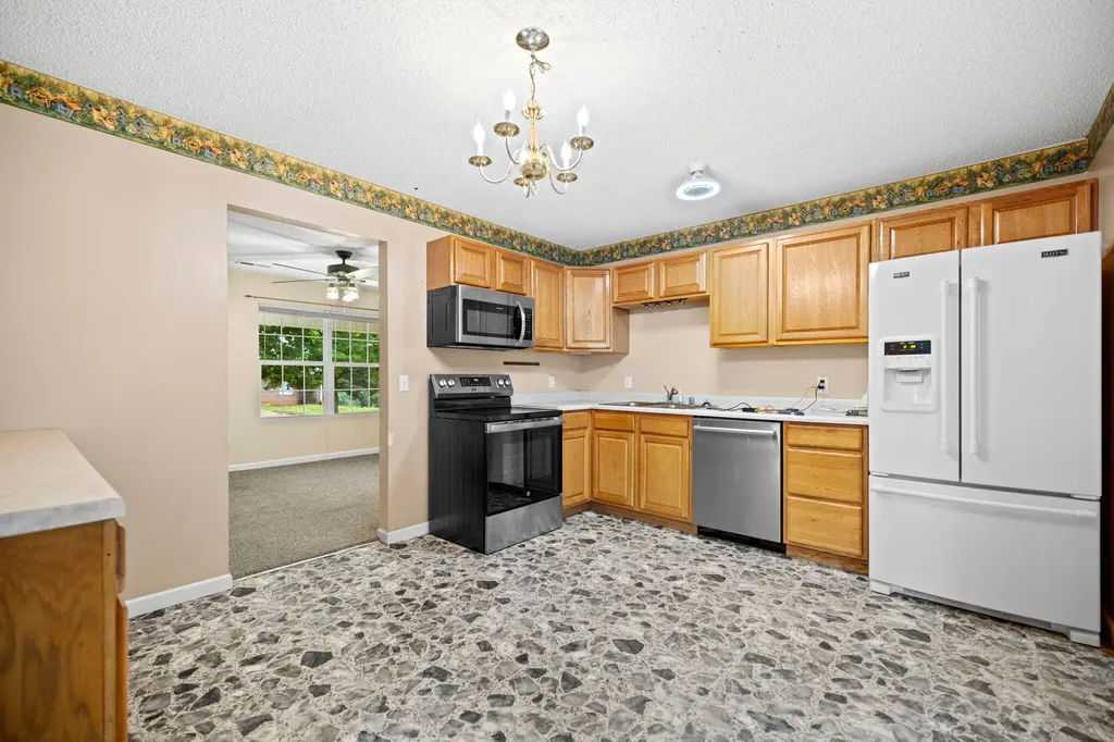 85 Falcon View Trail Somerset KY 42501