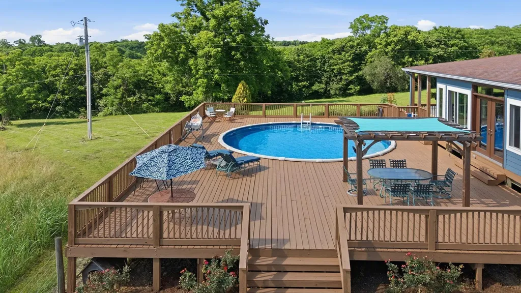 930 Steele Road Versailles KY 40383