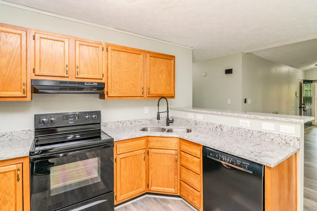 668 Kingsbury Road Lexington KY 40509