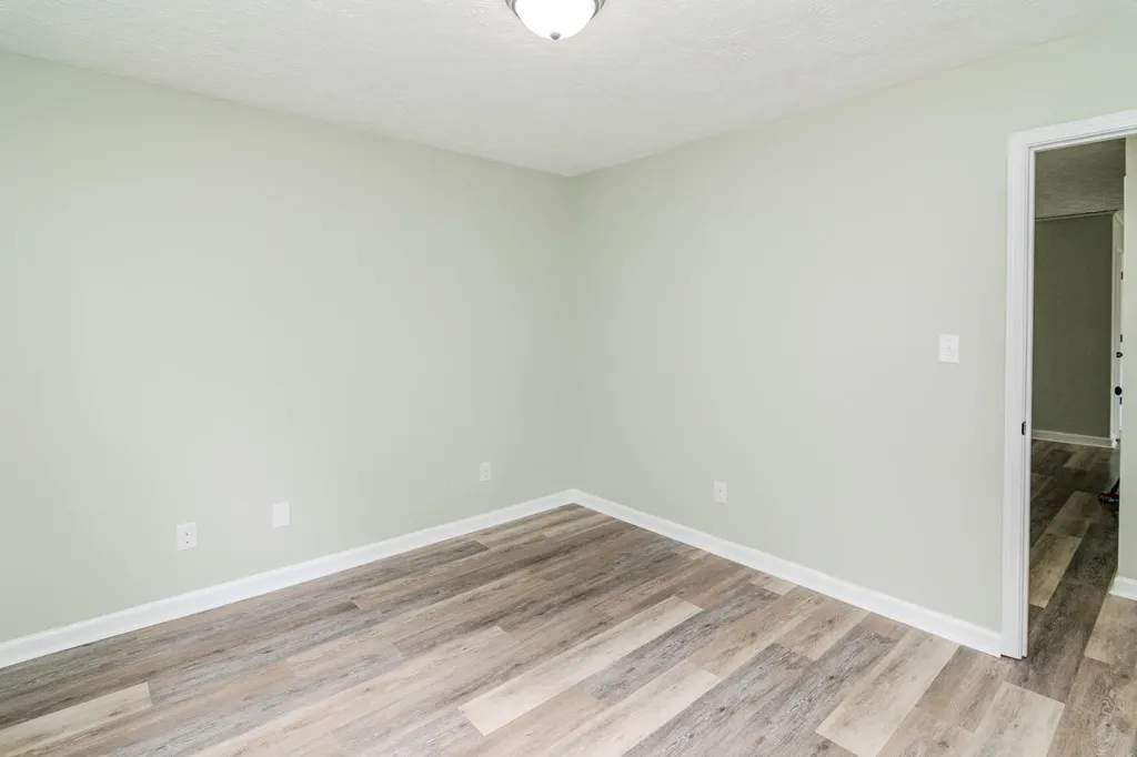 668 Kingsbury Road Lexington KY 40509