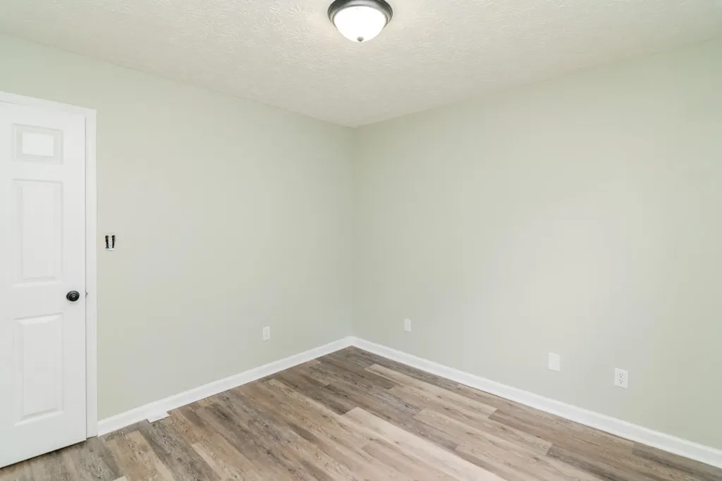 668 Kingsbury Road Lexington KY 40509