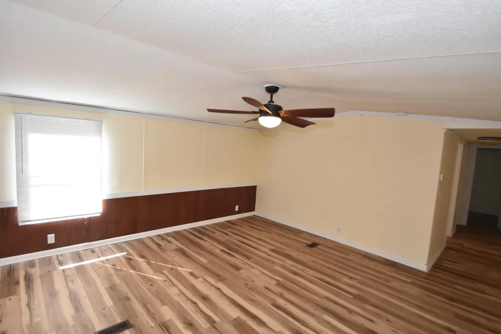 2796 Highway 89 Mckee KY 40447