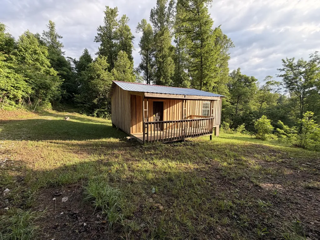9999 2004 Highway Mckee KY 40447