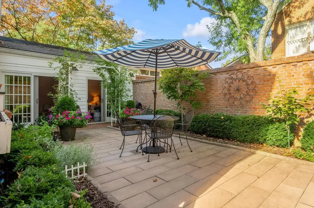 558 Central Avenue Lexington KY 40502