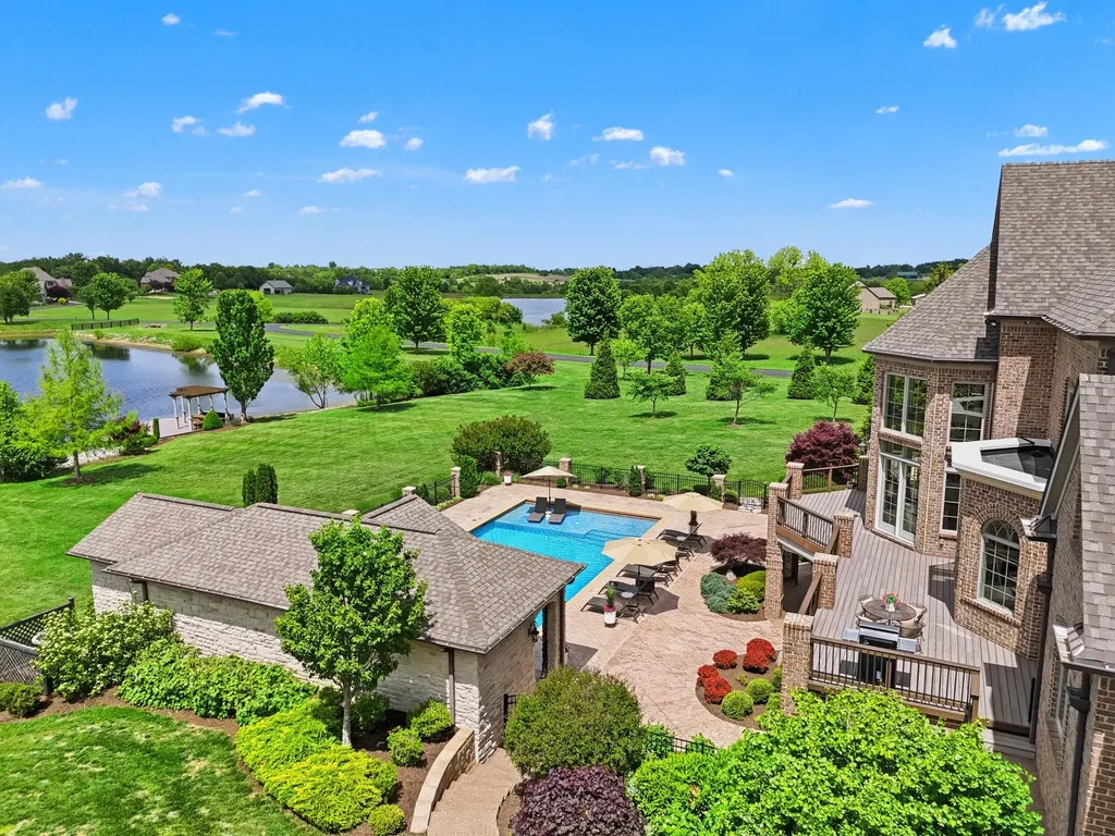 4325 Ambergy Court Lexington KY 40516
