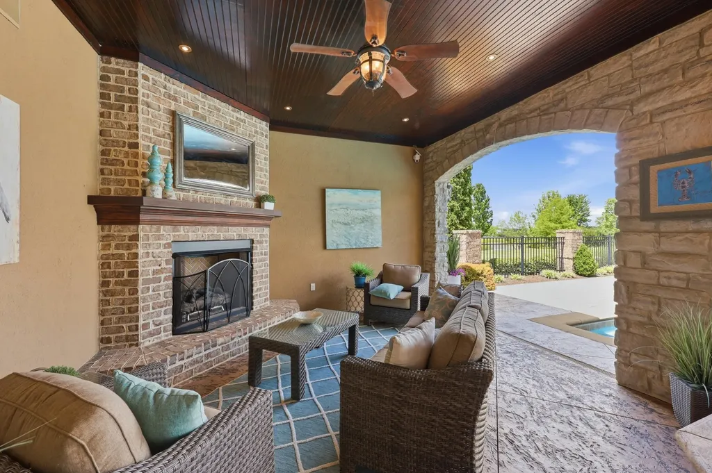 4325 Ambergy Court Lexington KY 40516