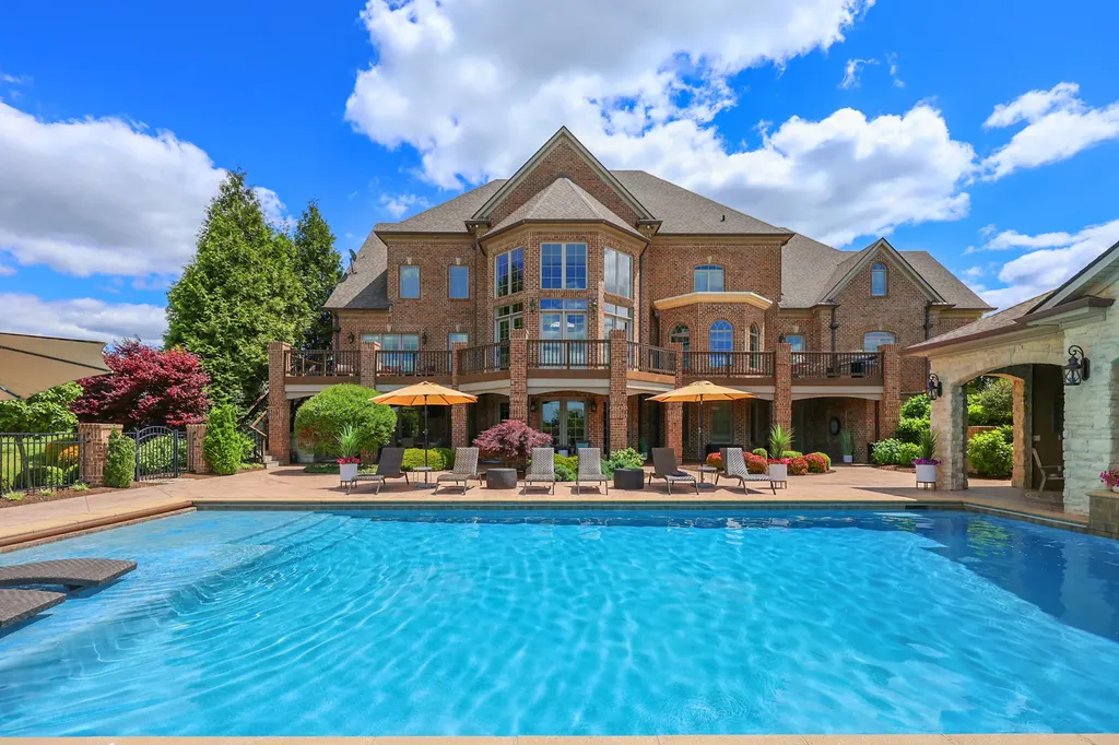 4325 Ambergy Court Lexington KY 40516