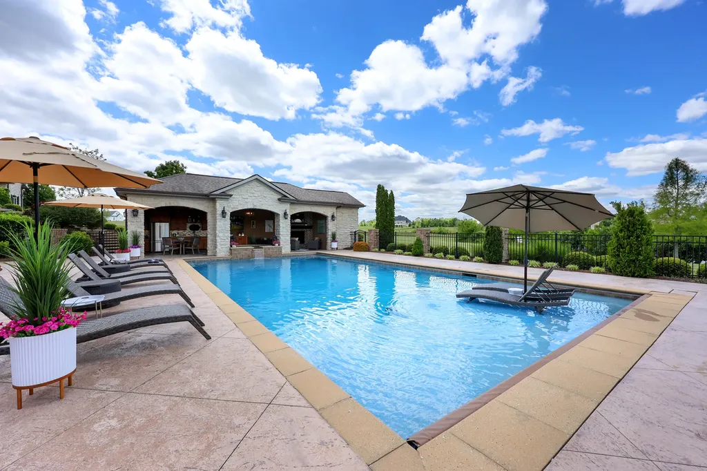 4325 Ambergy Court Lexington KY 40516