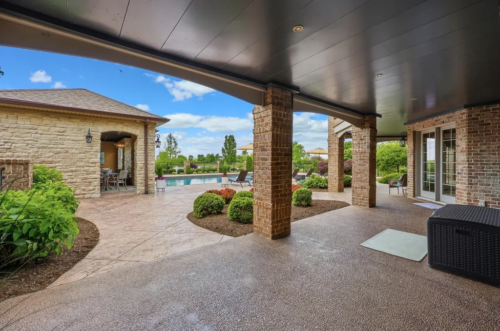 4325 Ambergy Court Lexington KY 40516