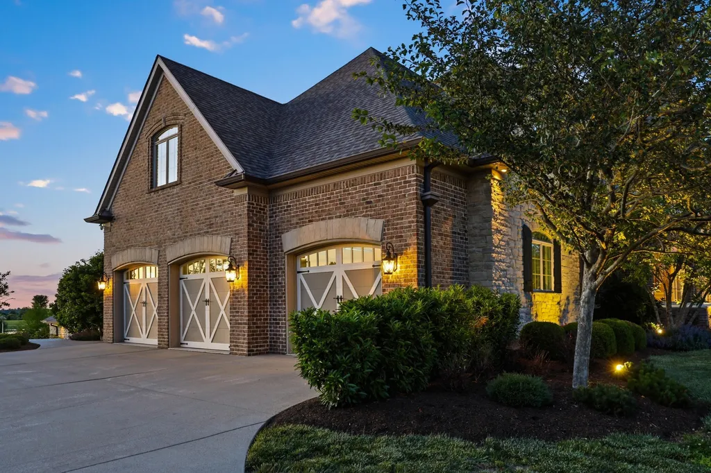 4325 Ambergy Court Lexington KY 40516