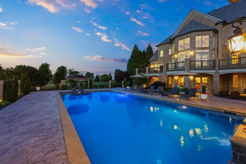 4325 Ambergy Court Lexington KY 40516