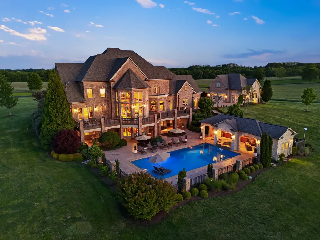 4325 Ambergy Court Lexington KY 40516