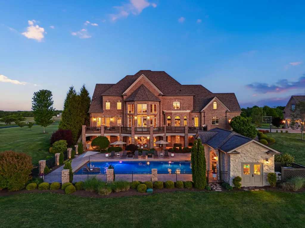 4325 Ambergy Court Lexington KY 40516