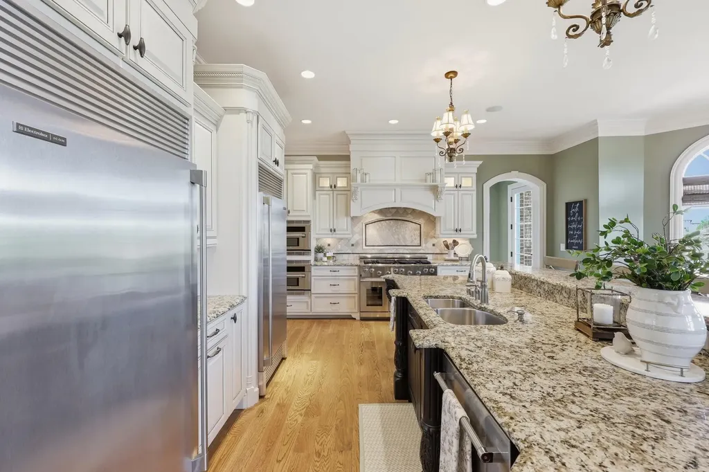 4325 Ambergy Court Lexington KY 40516