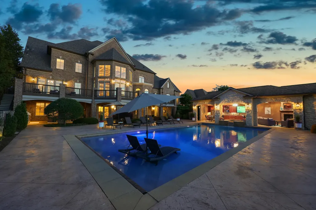 4325 Ambergy Court Lexington KY 40516