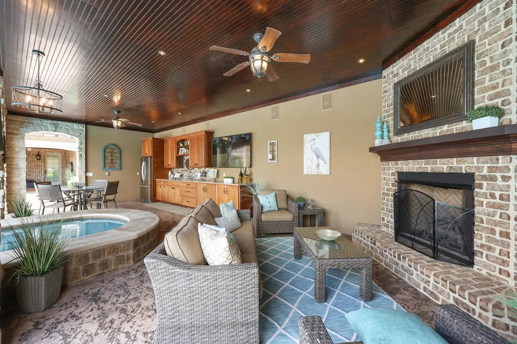 4325 Ambergy Court Lexington KY 40516