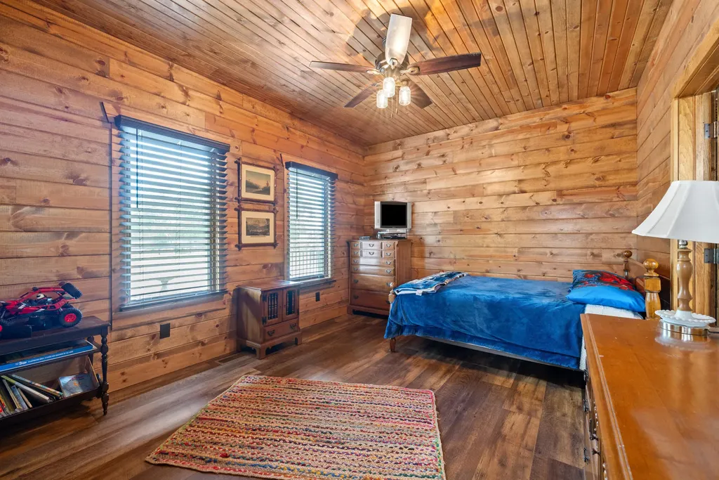 495 Shadrick Ferry Road Frankfort KY 40601