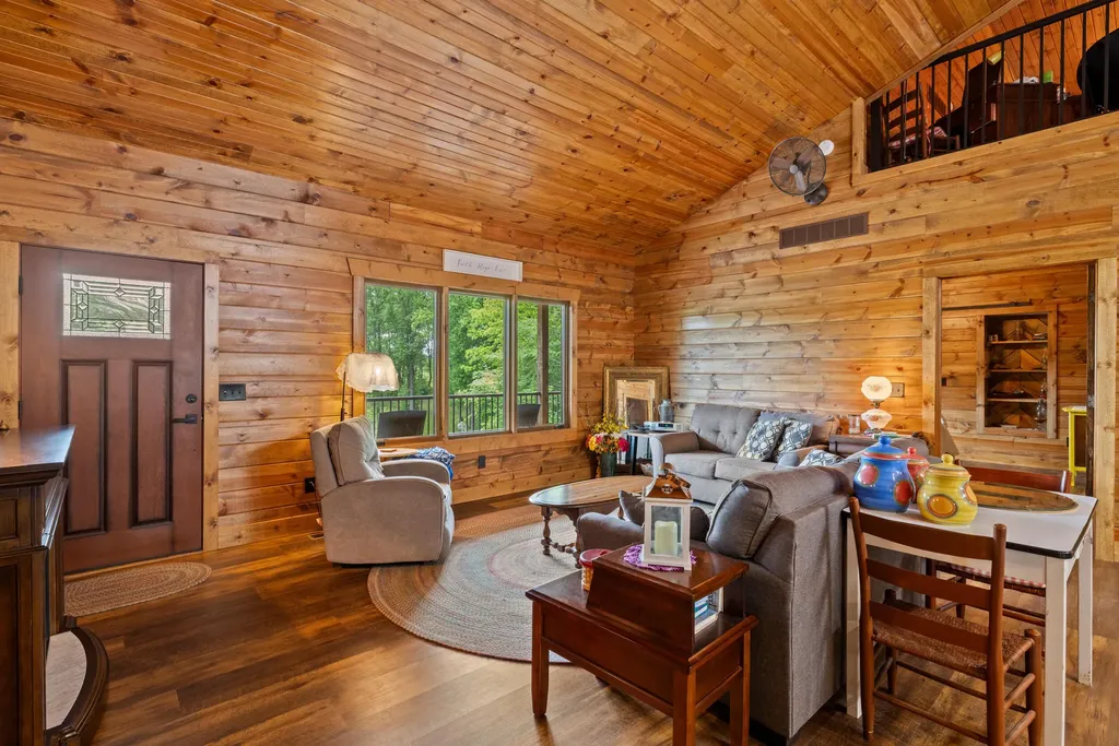 495 Shadrick Ferry Road Frankfort KY 40601