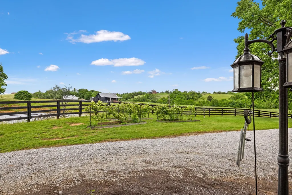 495 Shadrick Ferry Road Frankfort KY 40601