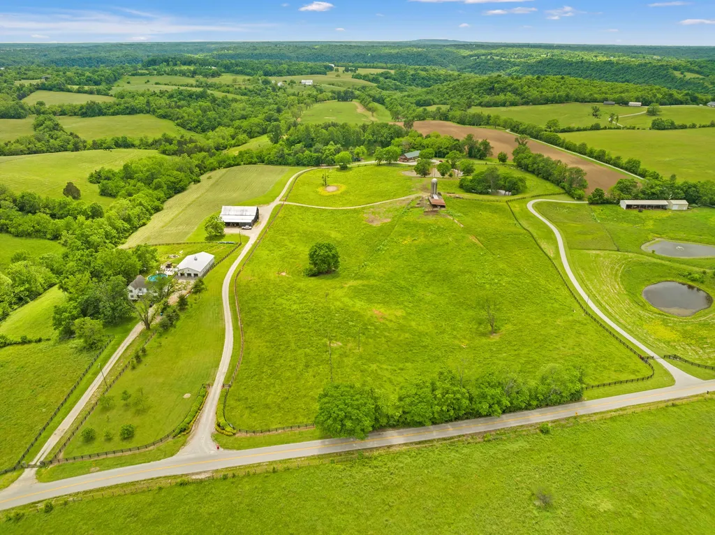 495 Shadrick Ferry Road Frankfort KY 40601