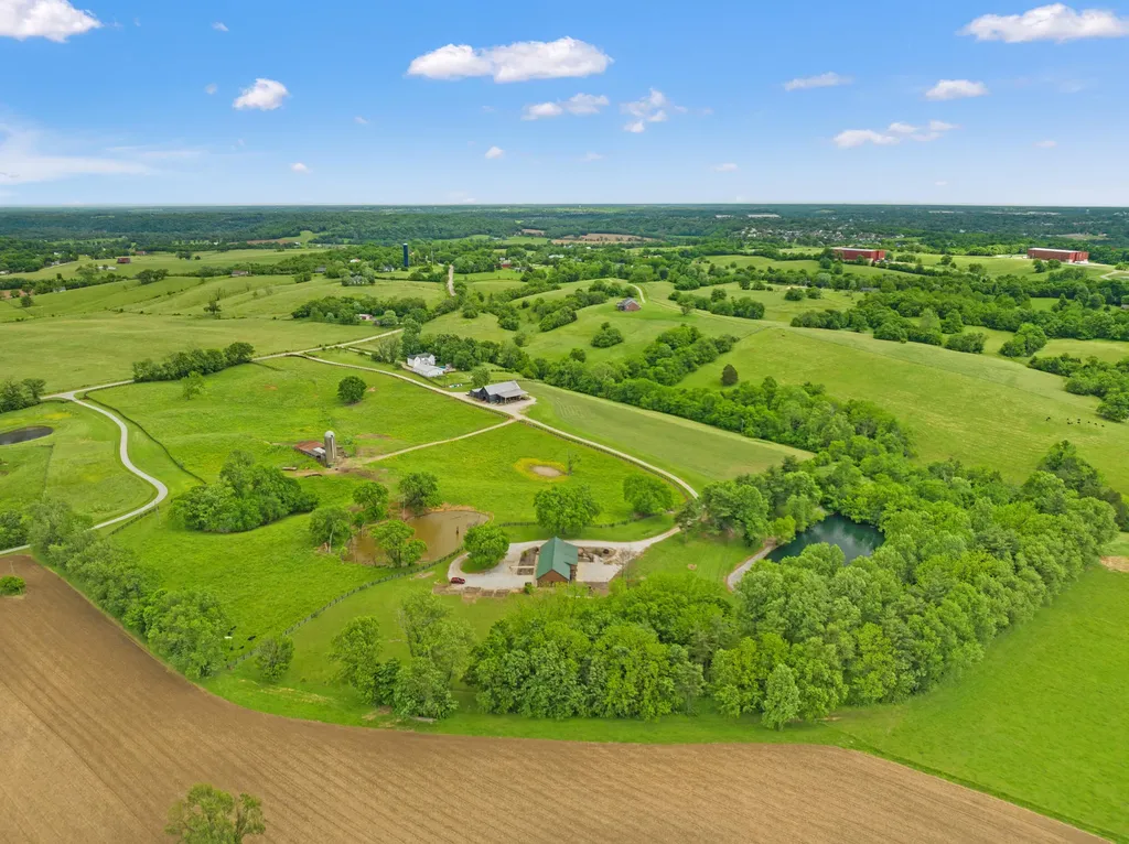 495 Shadrick Ferry Road Frankfort KY 40601
