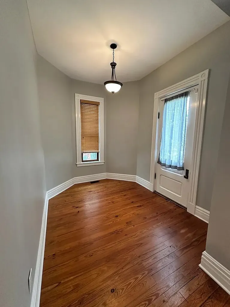 152 E Fourth Street Lexington KY 40508