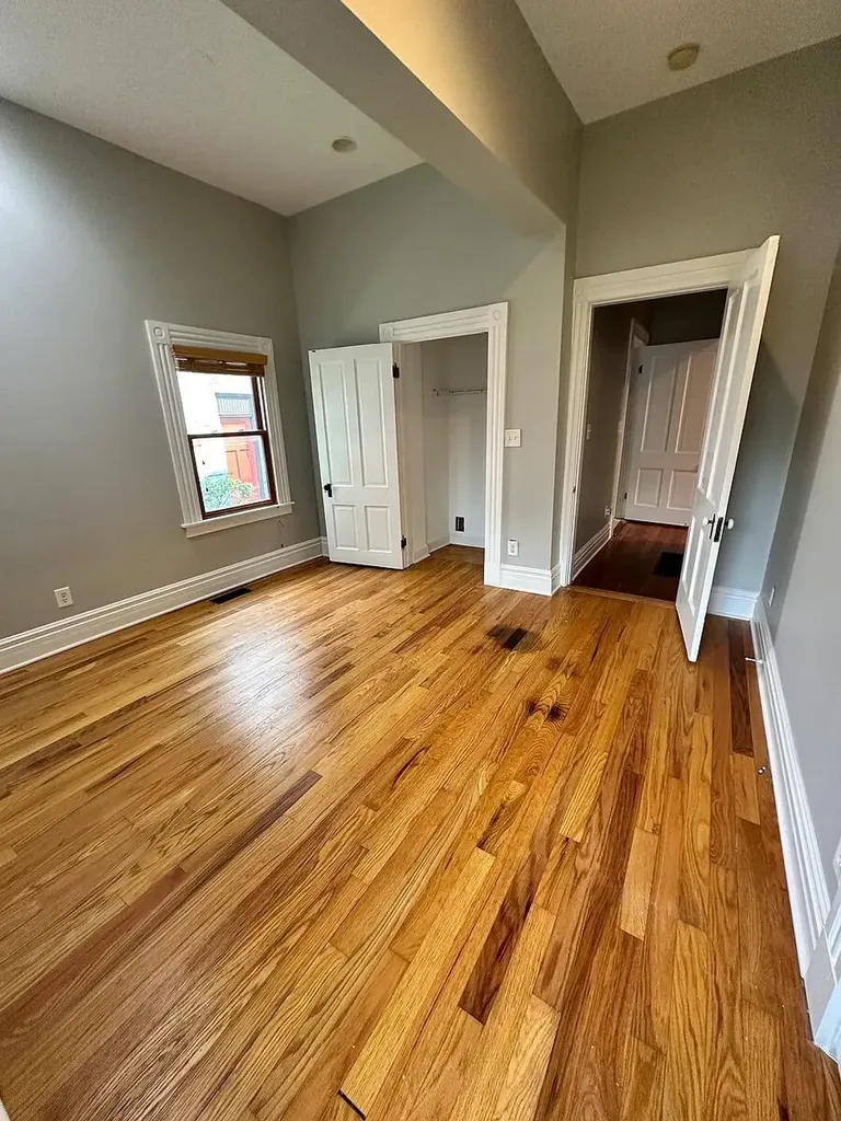 152 E Fourth Street Lexington KY 40508