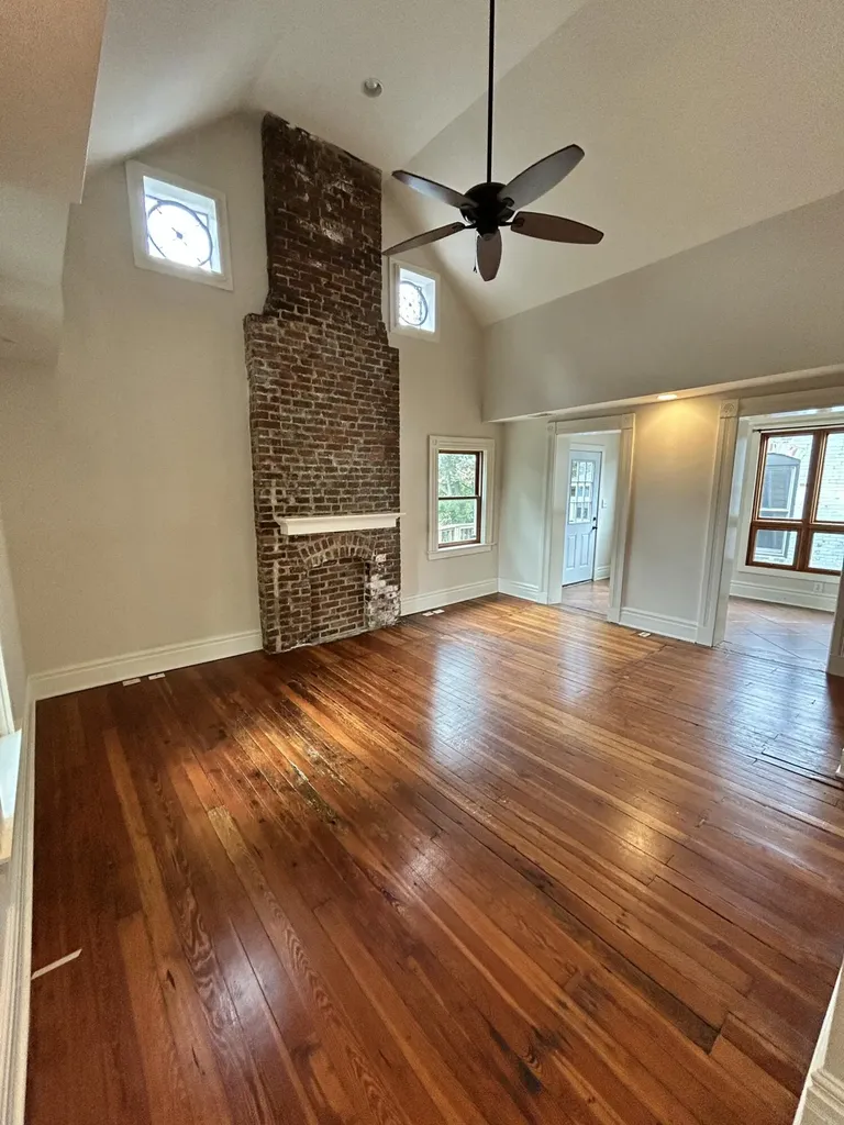 152 E Fourth Street Lexington KY 40508