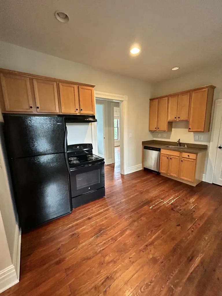 152 E Fourth Street Lexington KY 40508