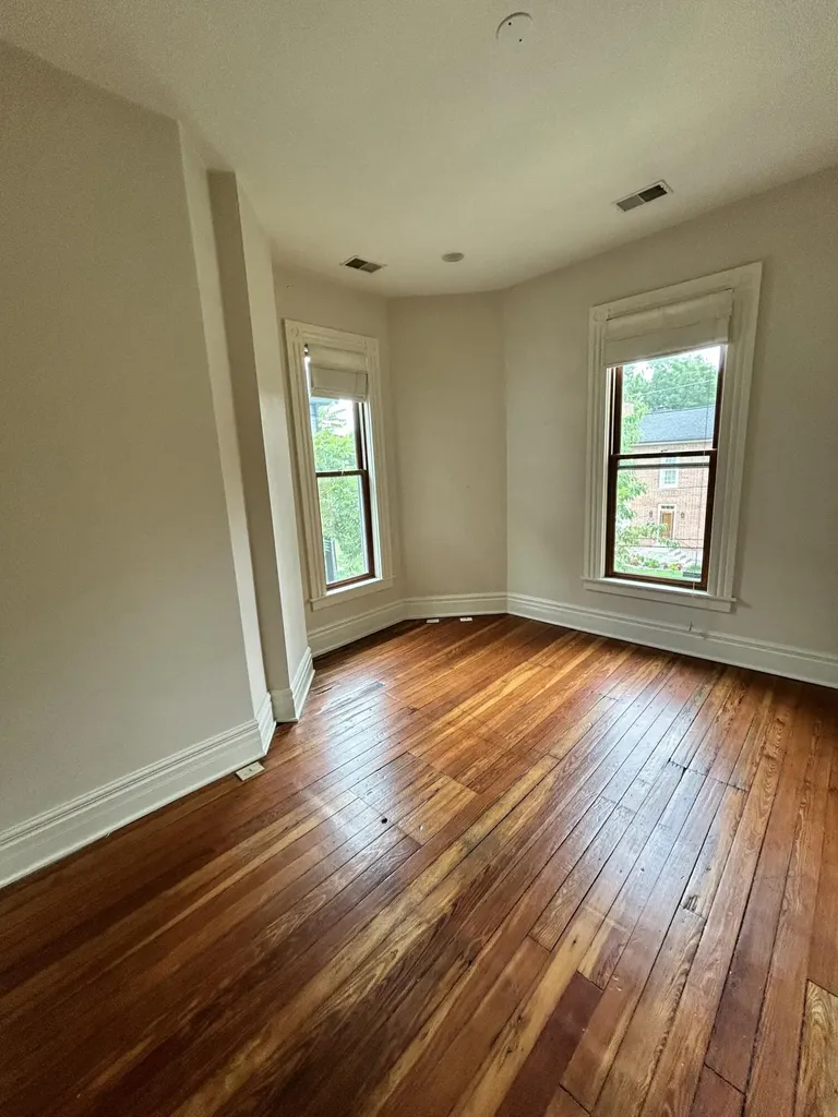 152 E Fourth Street Lexington KY 40508