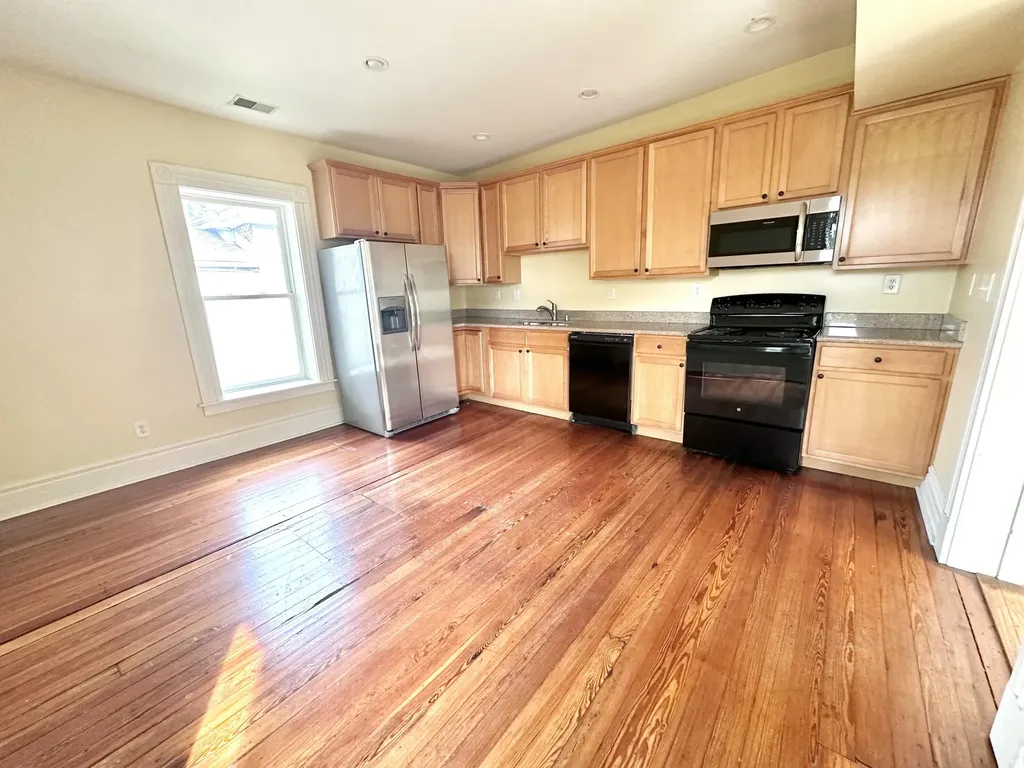 148 E Fourth Street Lexington KY 40508