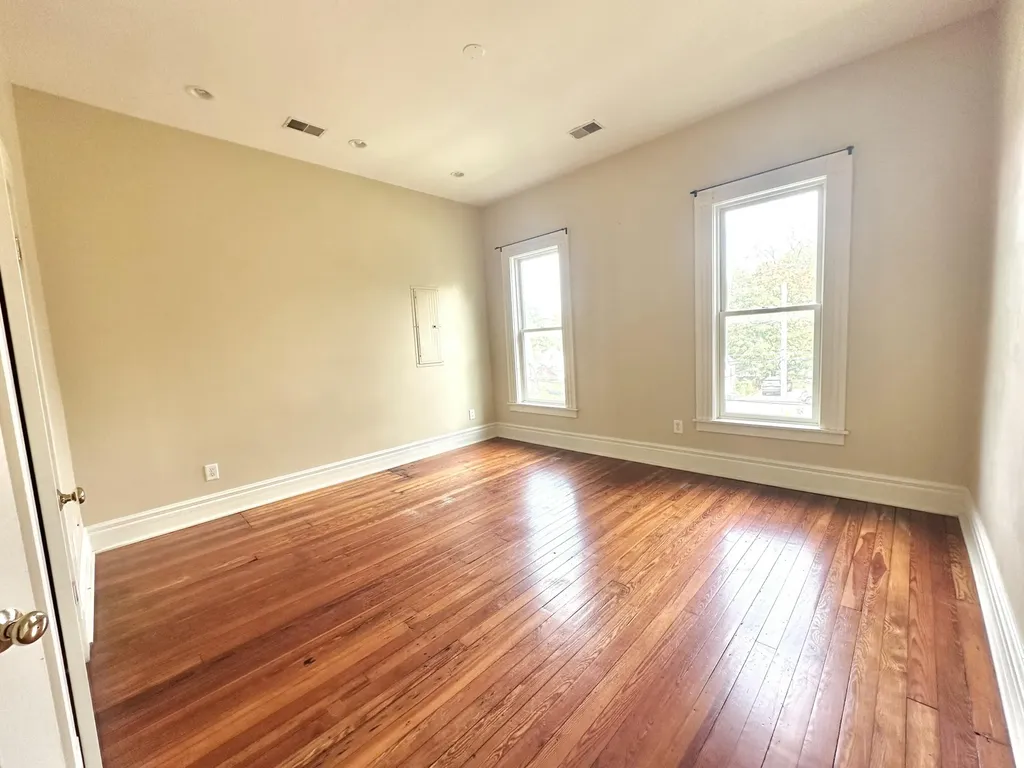 148 E Fourth Street Lexington KY 40508