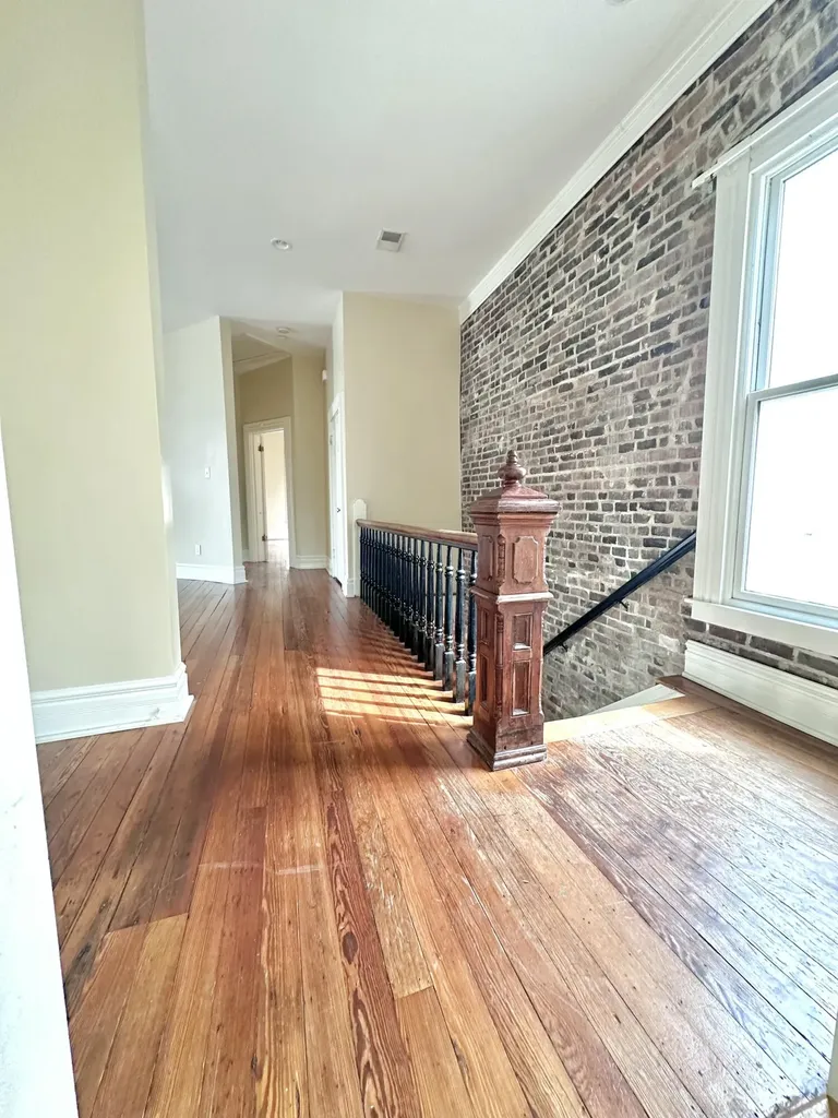 148 E Fourth Street Lexington KY 40508