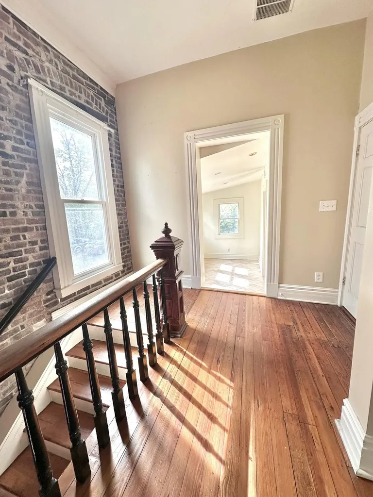 148 E Fourth Street Lexington KY 40508