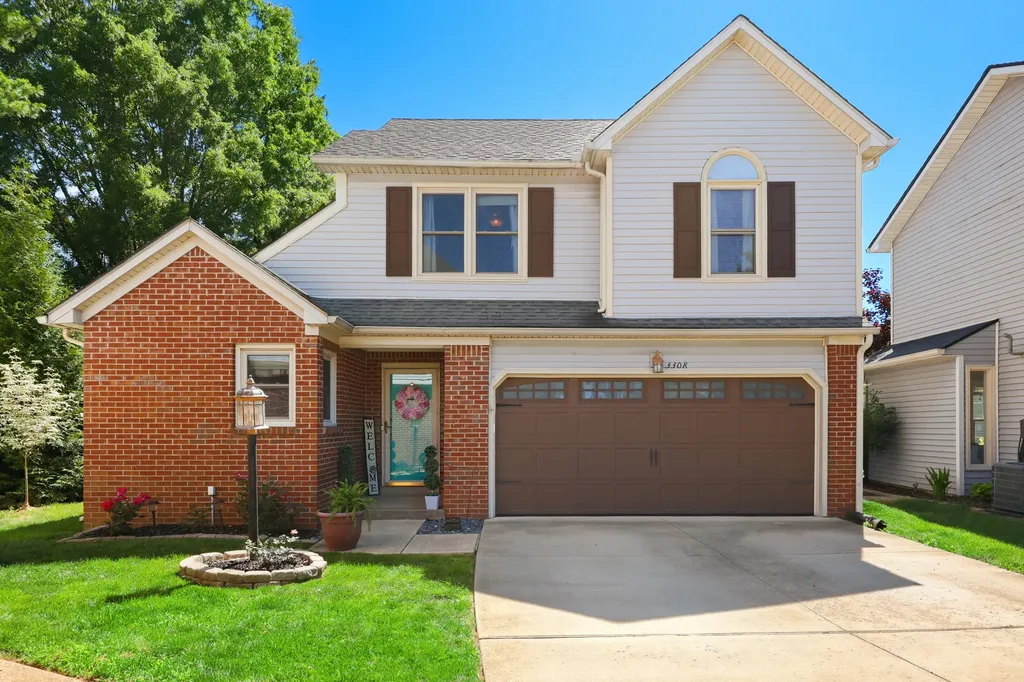 3308 Fort Harrods Court Lexington KY 40513