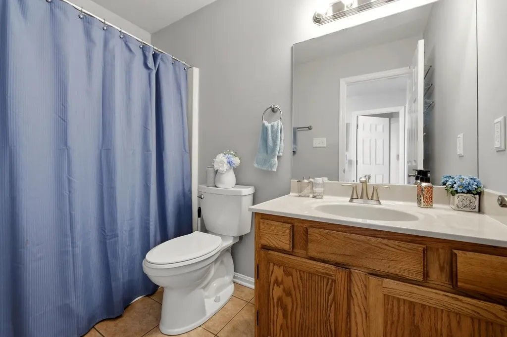 3308 Fort Harrods Court Lexington KY 40513