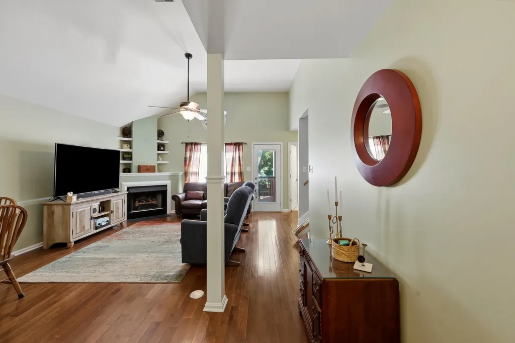 3308 Fort Harrods Court Lexington KY 40513