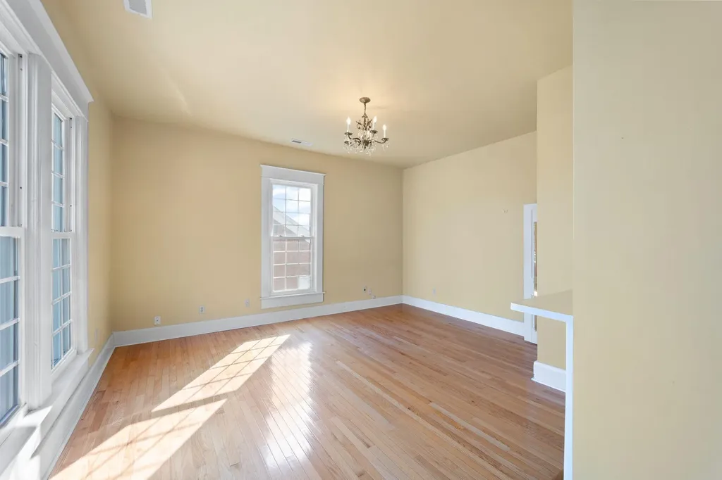 406 N Main Street Somerset KY 42501