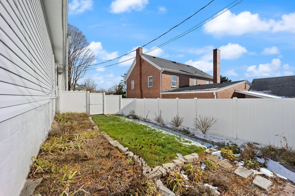 406 N Main Street Somerset KY 42501