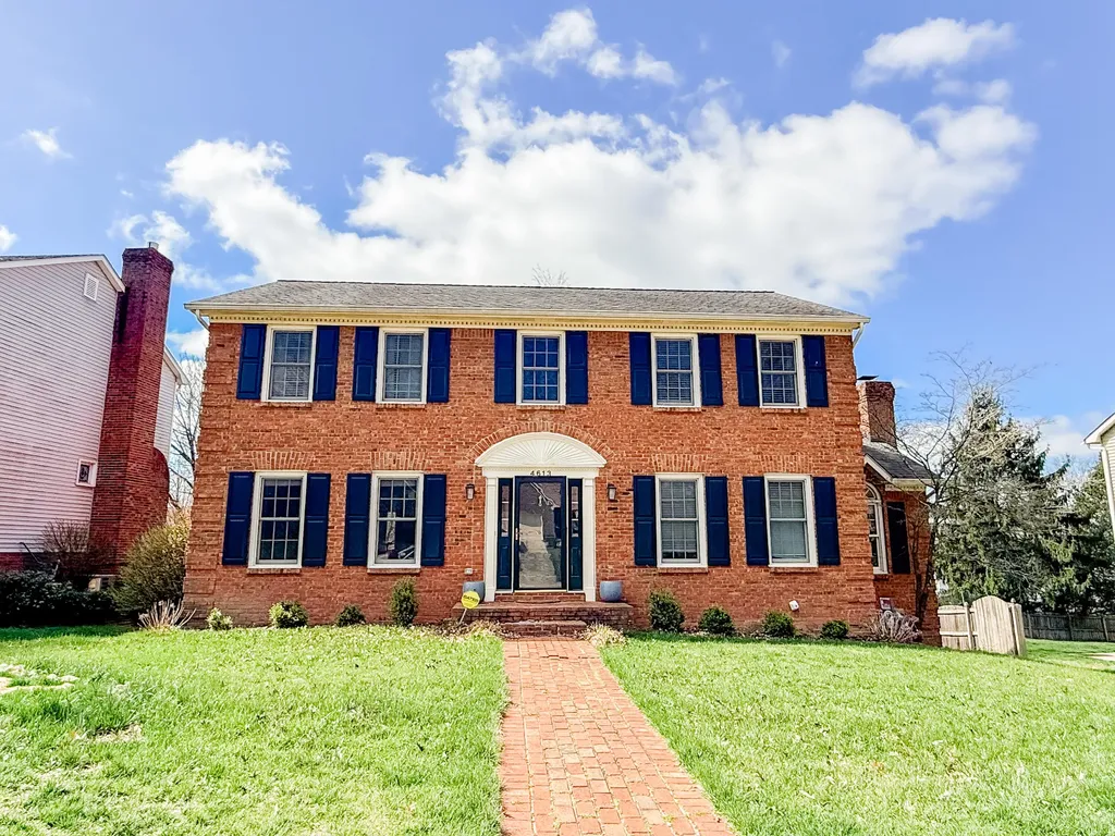 4613 Saron Drive Lexington KY 40515