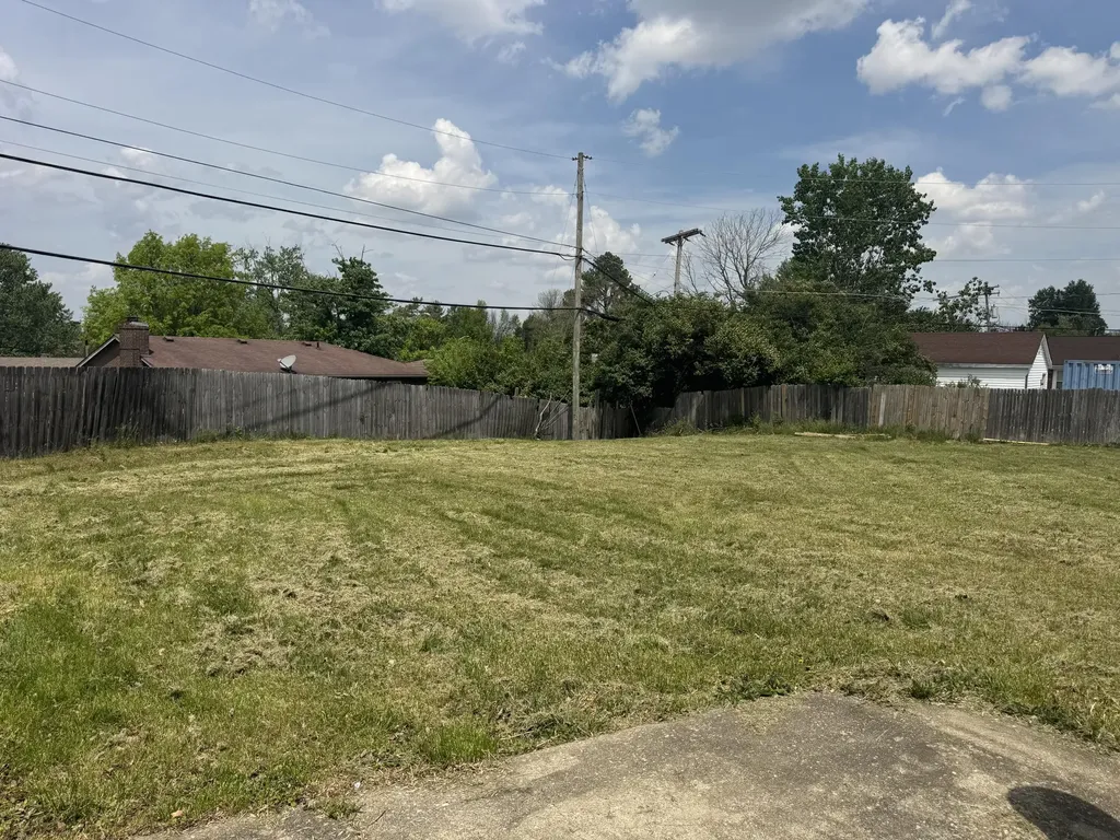 1301 Swoonalong Court Lexington KY 40517