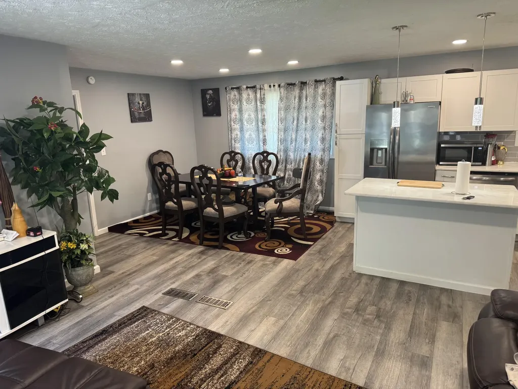 1301 Swoonalong Court Lexington KY 40517