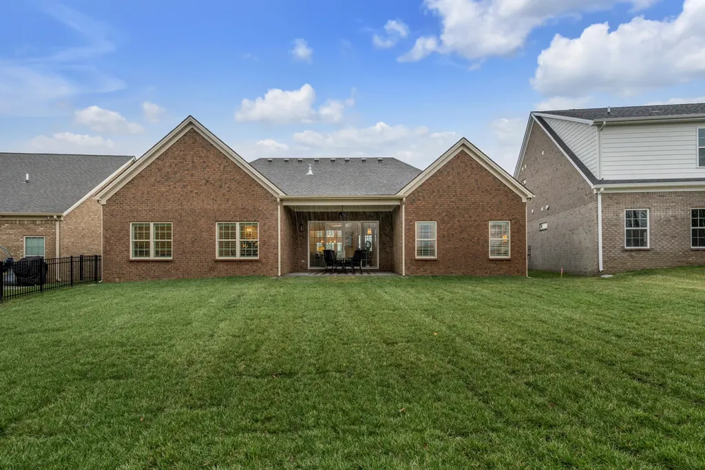 3807 Branham Park Lexington KY 40515