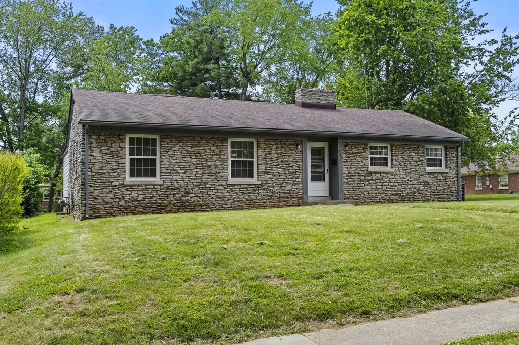 546 Reed Lane Lexington KY 40503